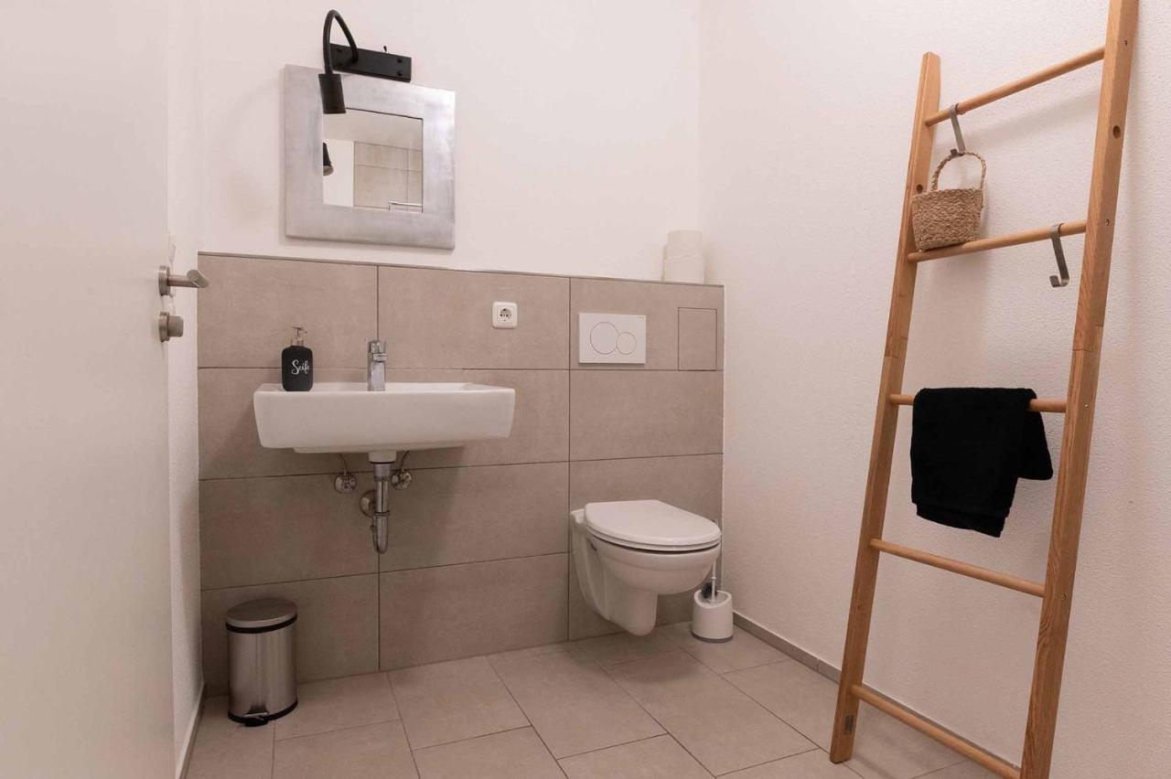 Fischer Apartment